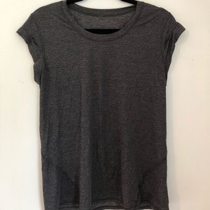 Lululemon dry fit lightweight t-shirt